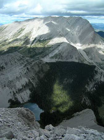 Window Mountain Lake and Mount Racehorse from the summit of Ward.