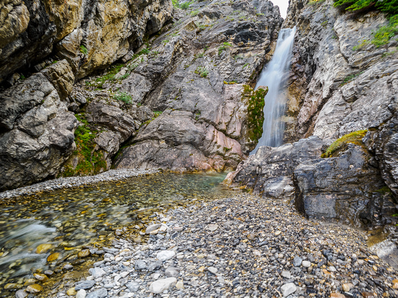 A small waterfall exiting the Dodo valley.