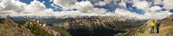 The Kananaskis Range at right with the Joffre Range at left and the Kananaskis Range at center.