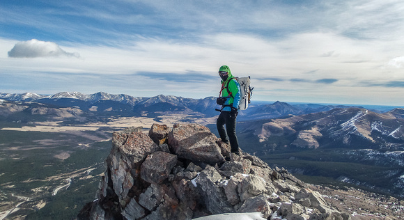 Vern tries not to blow off the summit of Warden Rock! ;) Photo by Steven Song.