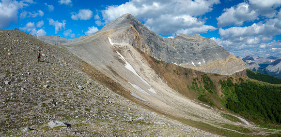Hiking east approach slopes to Greater Prow and Prow (R).