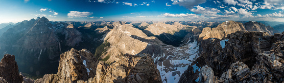 Shadows are long but the views don't suffer for it. From L to R summits include Aye, Assiniboine, Eon, Gloria, Terrapin, The Towers, Wonder, Marvel, Aurora, Byng, Currie, Red Man, White Man, Soderholm