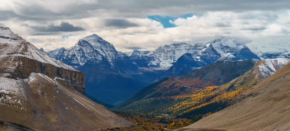 The Lake Louise peaks including (L to R) Temple, Hungabee, Sheol, Haddo, Aberdeen and Victoria.