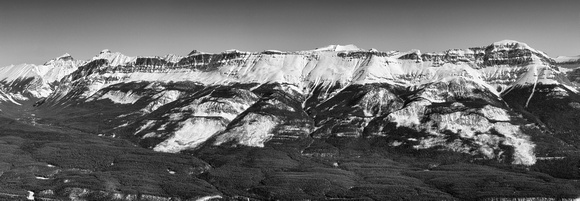 The long Protection Mountain (R) / Armor Peak (L) ridge lies directly to the NE with Pulsatilla, Avens, Douglas and St. Bride trying to peek over them.