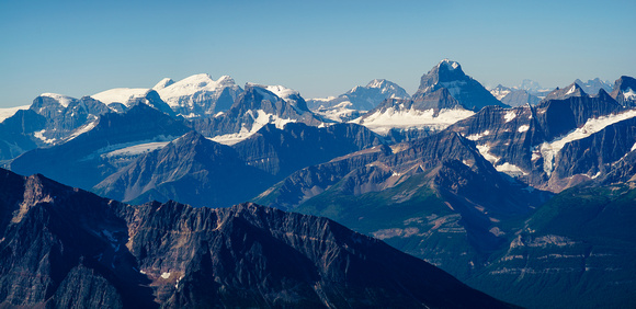 A tele of South, North and Twins Tower, Diadem and of course, the north face of Mount Alberta on the right.