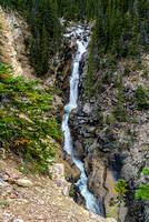 A very impressive waterfall at the beginning of the trail.