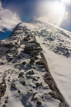 The ridge is easy for the most part, with some short exposed sections.