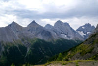 Views to the south from the col include CEGFNS, Murray, Smith Dorrien, French and Robertson (L to R).