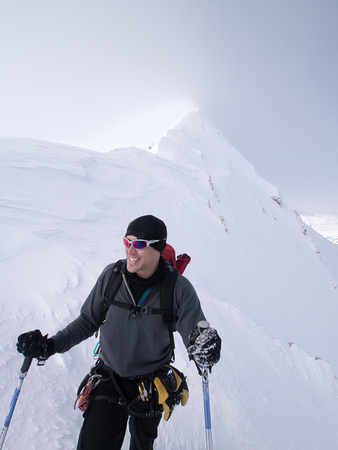 Robin with the remaining ridge climb to the summit - looks fun!