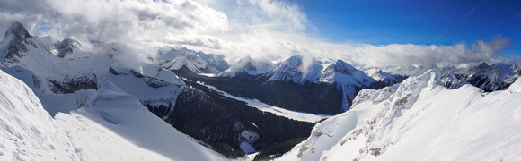 Summits include Birdwood, Snow Peak, Sir Douglas, Leval, Vavasour, Warre, Currie, Redman, Lemon.