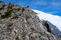 Wietse hikes up the south ridge of Proctor.