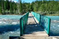 A "normal" bridge over the Siffleur River.
