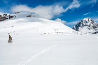 Wietse starts up steeper snow slopes on Snow Peak.