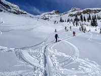 Skiing up moraines at the back of Chickadee Valley.